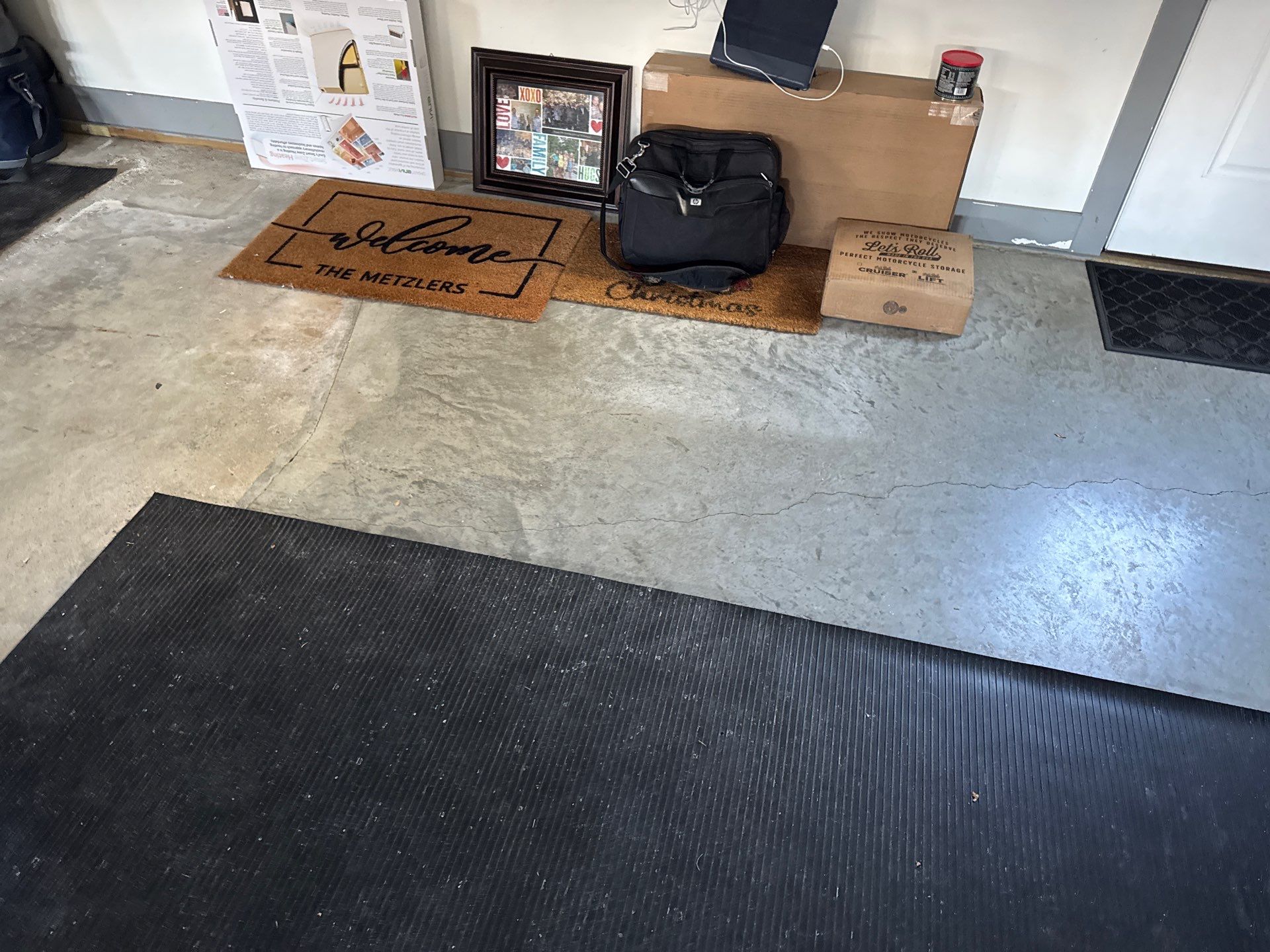 Garage in Nashua, NH 03062 by Symphony Concrete Coatings
