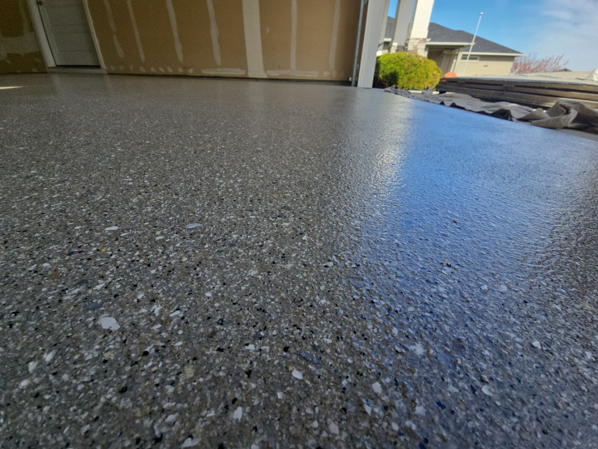 Richland Garage Floor Coating With Travertine Hybrid Polyurea Finish by Croc Coatings, LLC