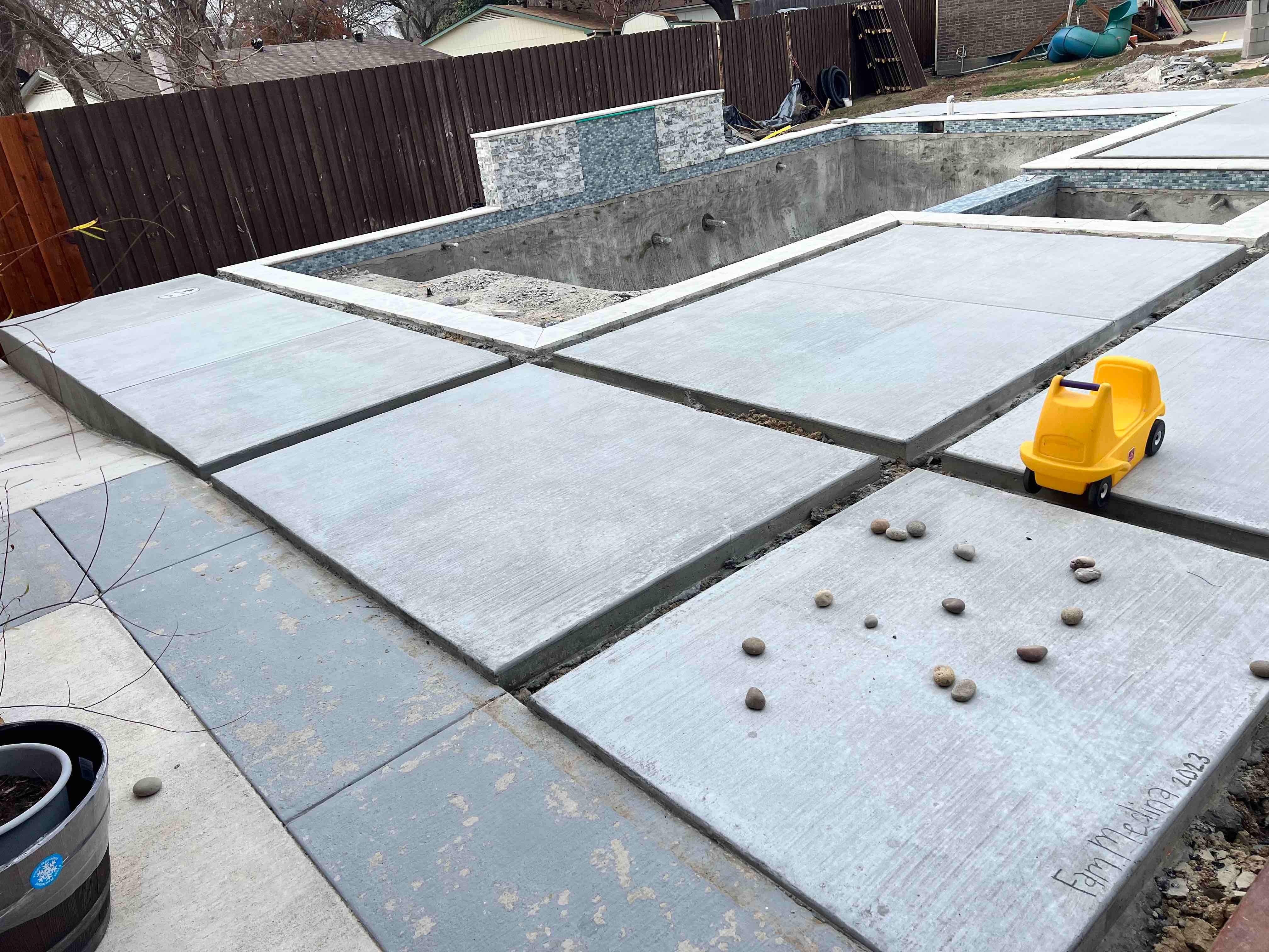 Geometric Pool with Raised Spa and Stone Coping by Pinnacle Pools and Spas - DFW