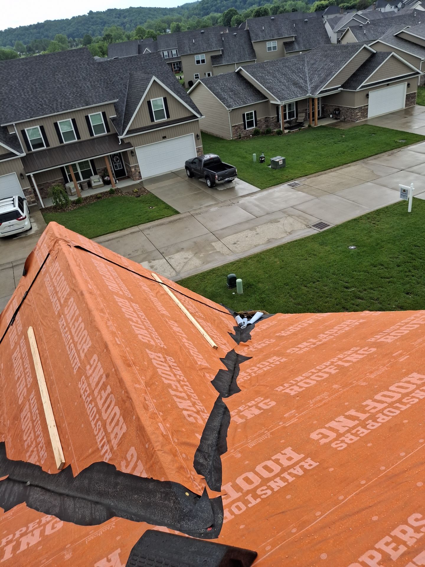 Residential Roofing Installation using GAF Timberline HDZ Barkwood by Rainstoppers Roofing