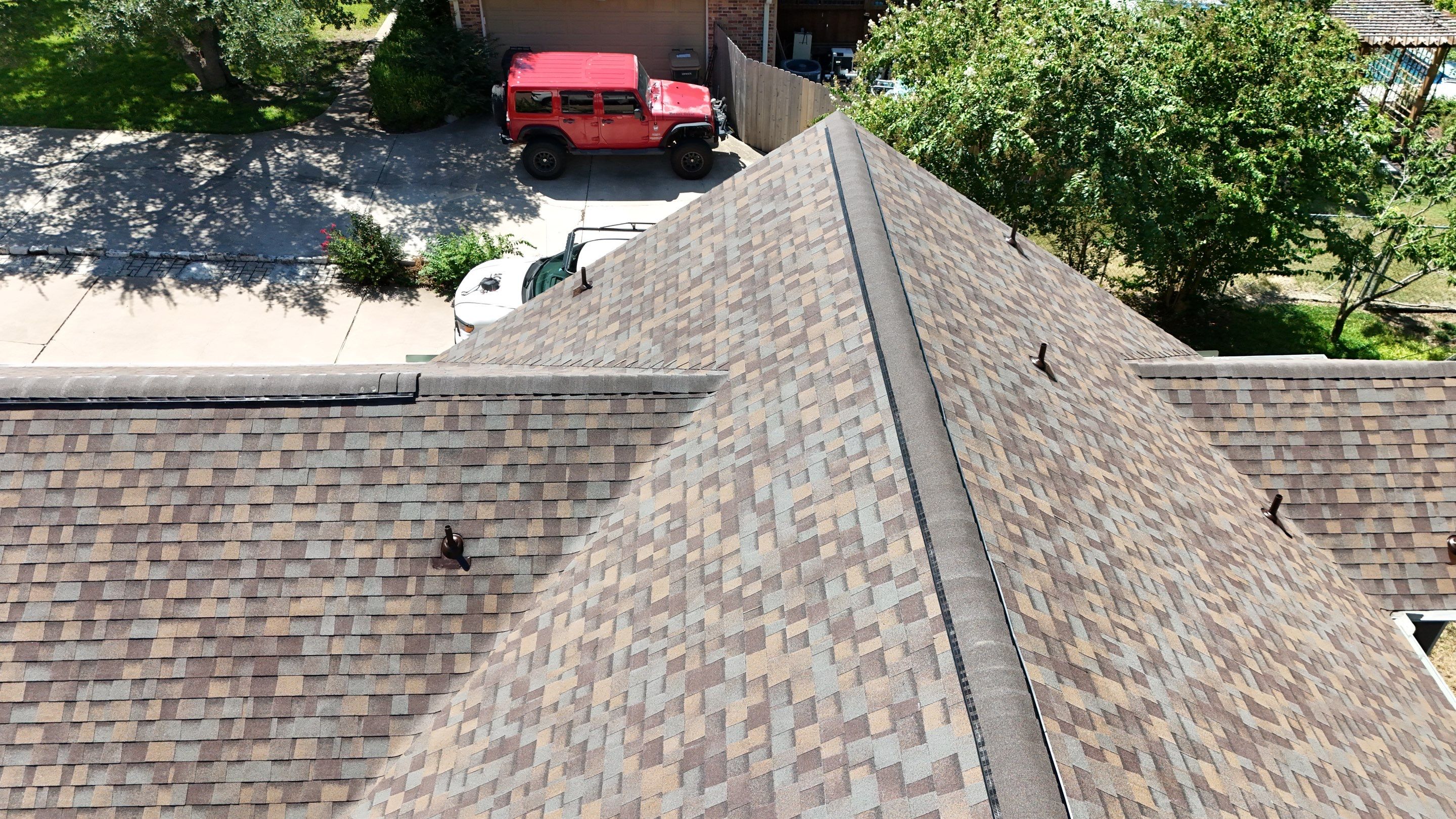 Replacement using Owens Corning - Duration - Teak by Action Exteriors Austin