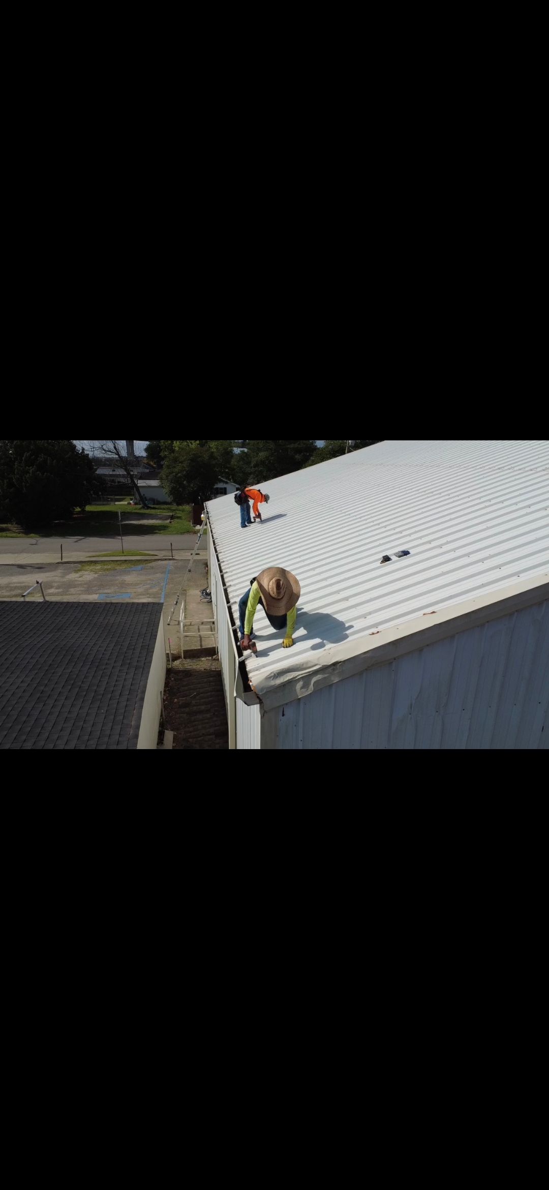 HDS Contractors - Metal Roof Coating in Harvey by HDS Contractors