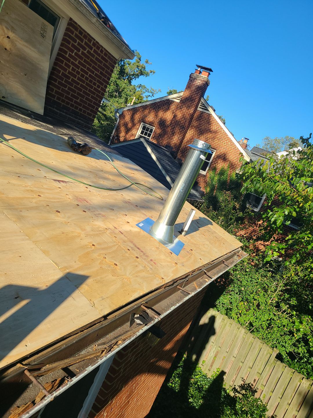 Arlington: Residential Roof Replacement With CertainTeed Landmark Designer Shingles in Georgetown Gray by RM Banning, Inc.