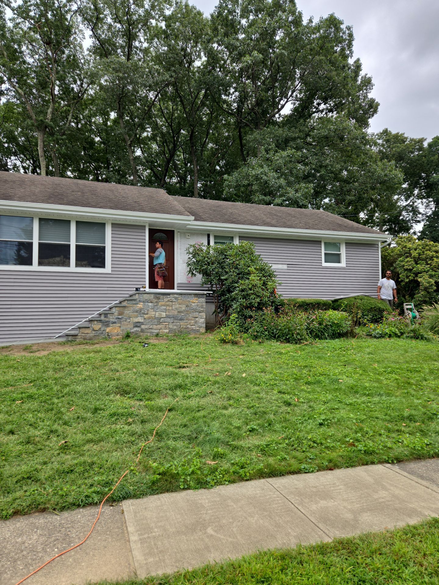 Siding Installation using CertainTeed Monogram Vinyl Siding - D4 - Granite Gray by A Plus Exterior