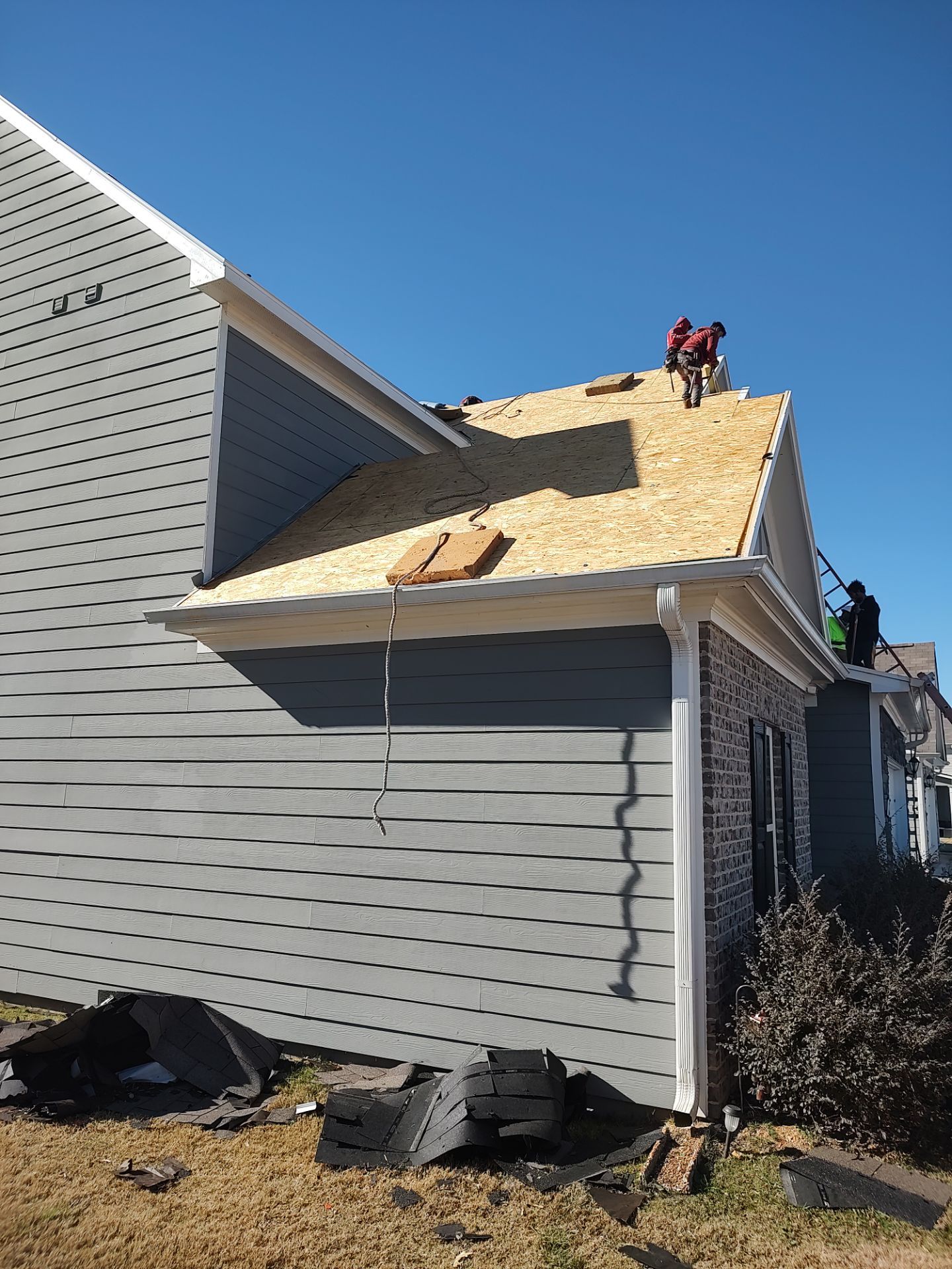 Residential Roof Replacement using GAF NATURAL SHADOW - CHARCOAL by Elite Roofing LLC