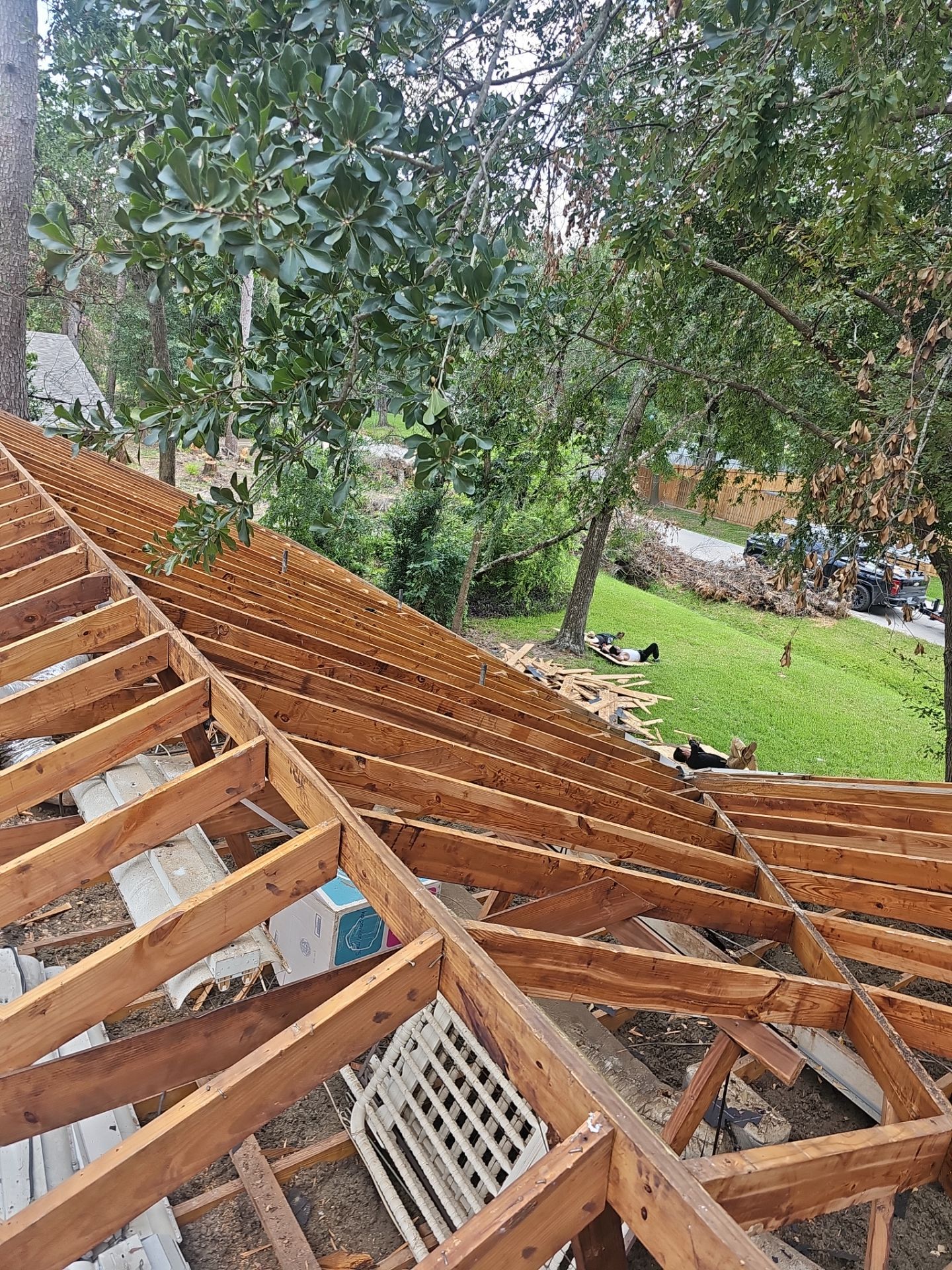Residential Roofing Installation using Owen's Corning Duration (Lifetime) Shingles by Roof Repair Company