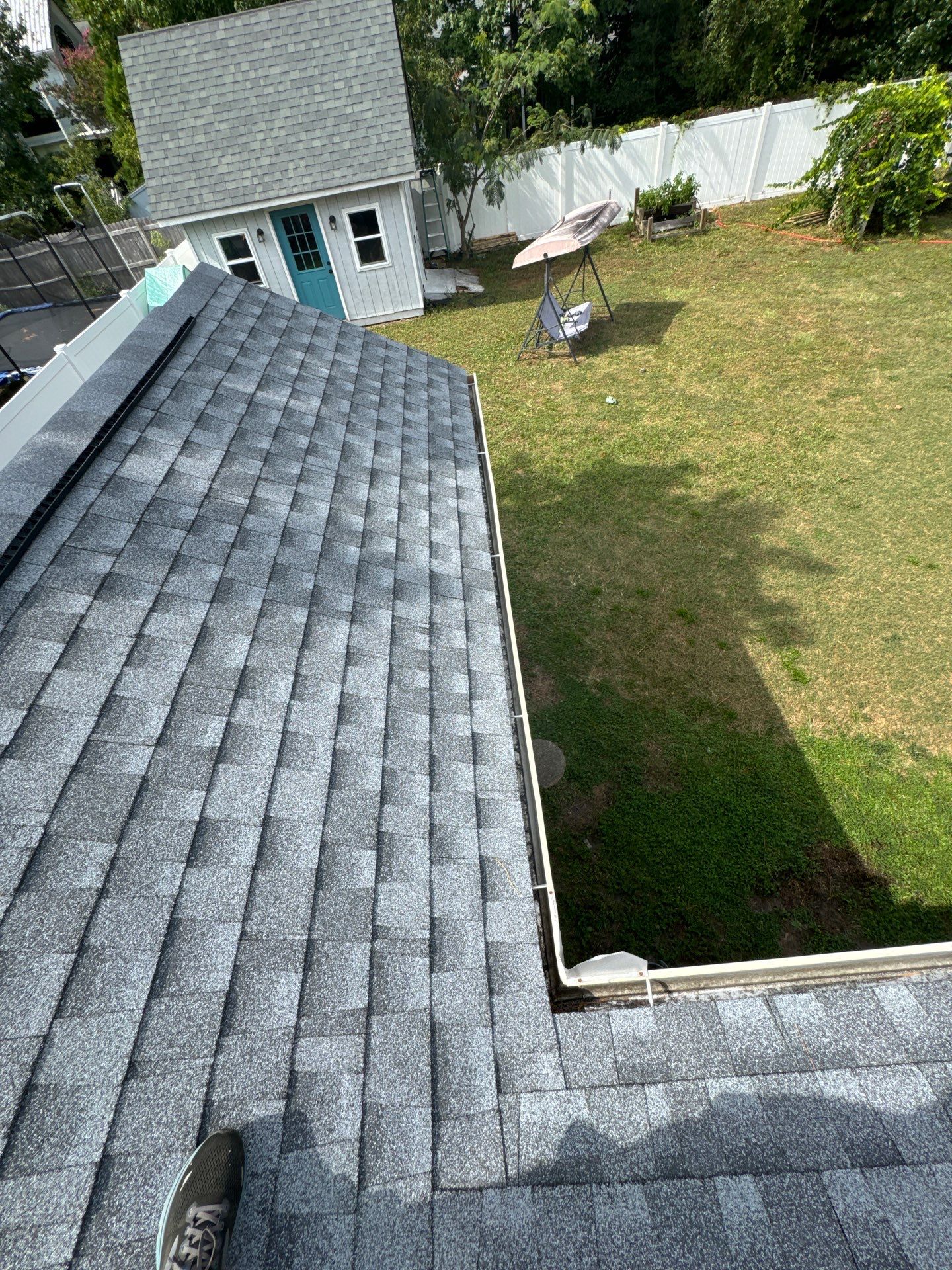 GAF HDZ - Oyster Grey by Linta Roofing