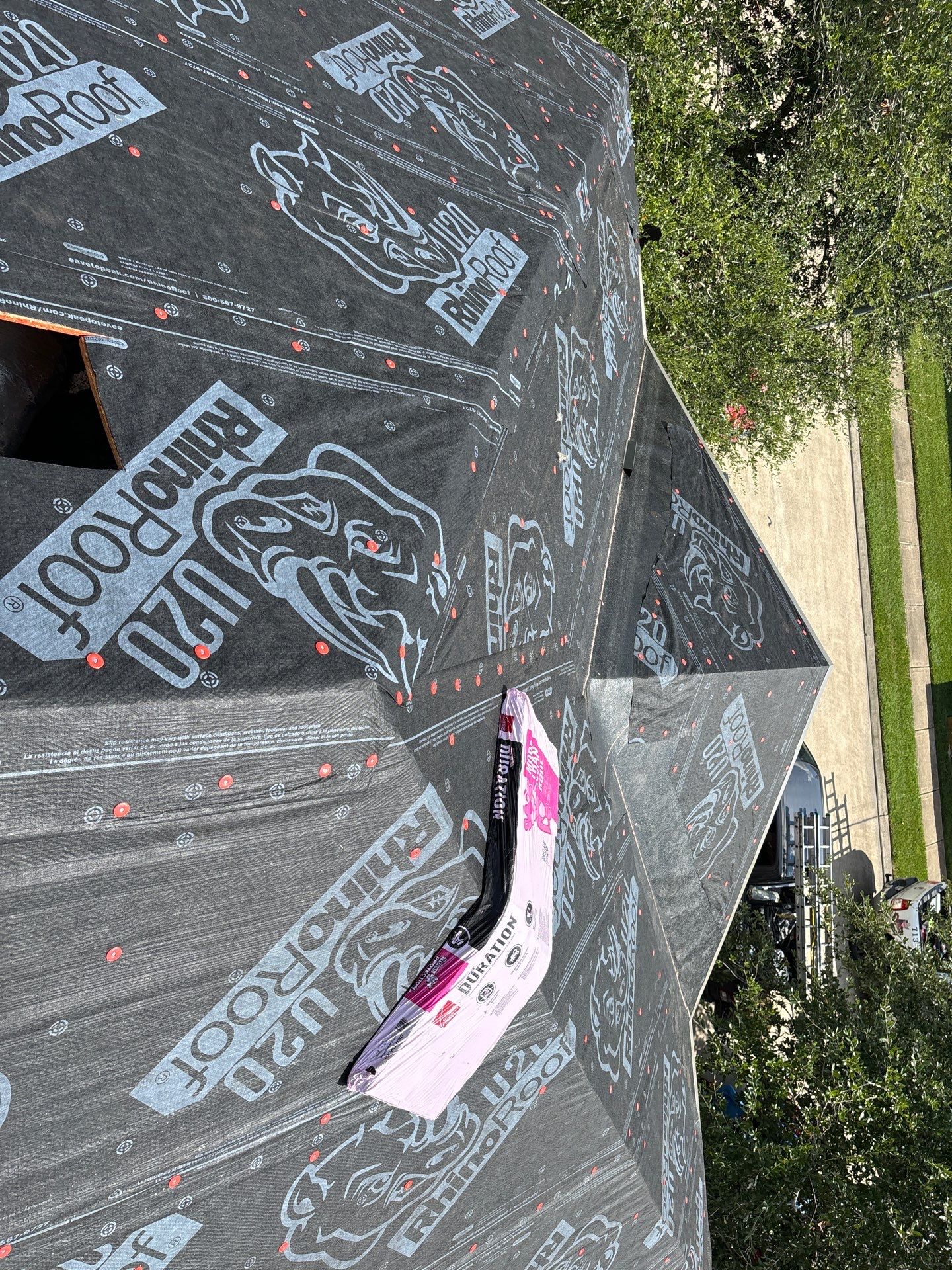 Residential Roofing Installation using Owen's Corning Duration (Lifetime) Shingles by Roof Repair Company