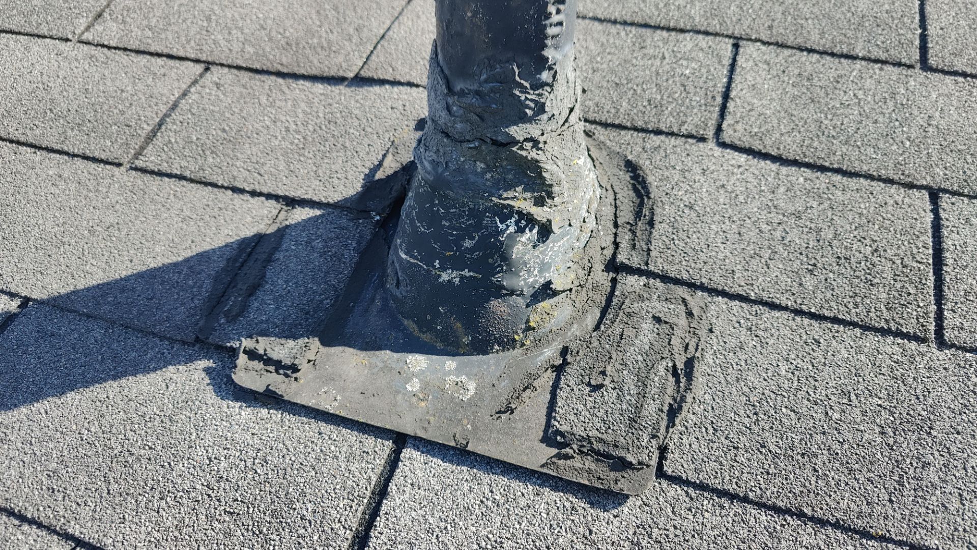 Roof Replacement using Owens Corning Brownwood by 180 Contractors