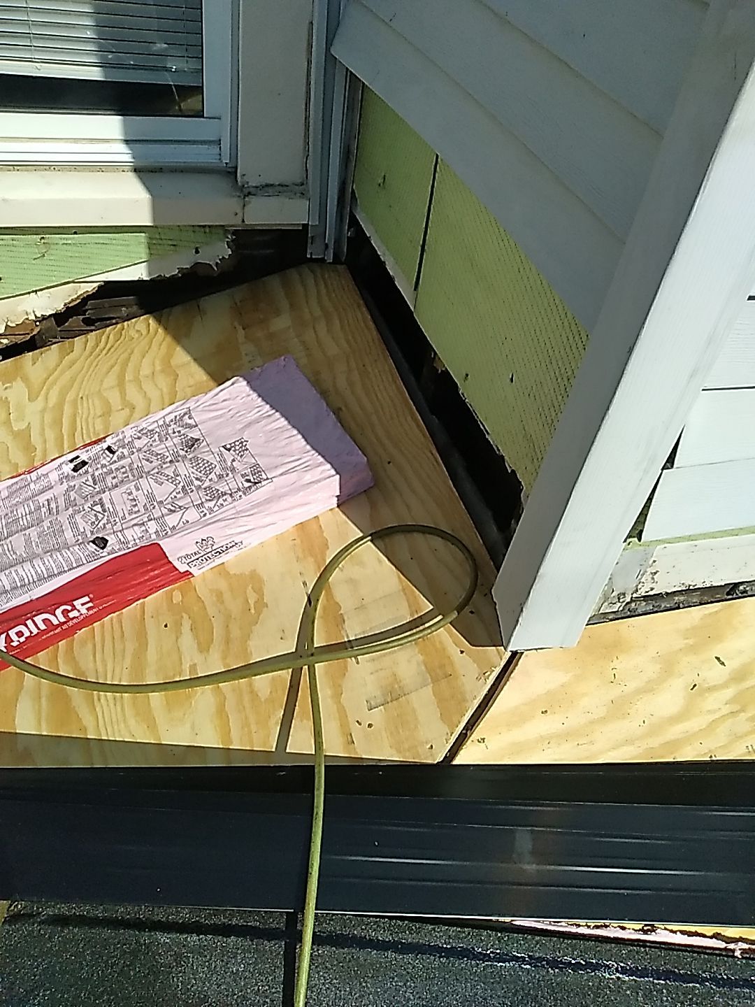 Residential Roofing Installation using Owens Corning® Oakridge Estate Gray by Indigo State Roofing
