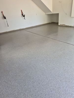 Spokane Garage Floor Transformation Using Hybrid Quartzite Flake