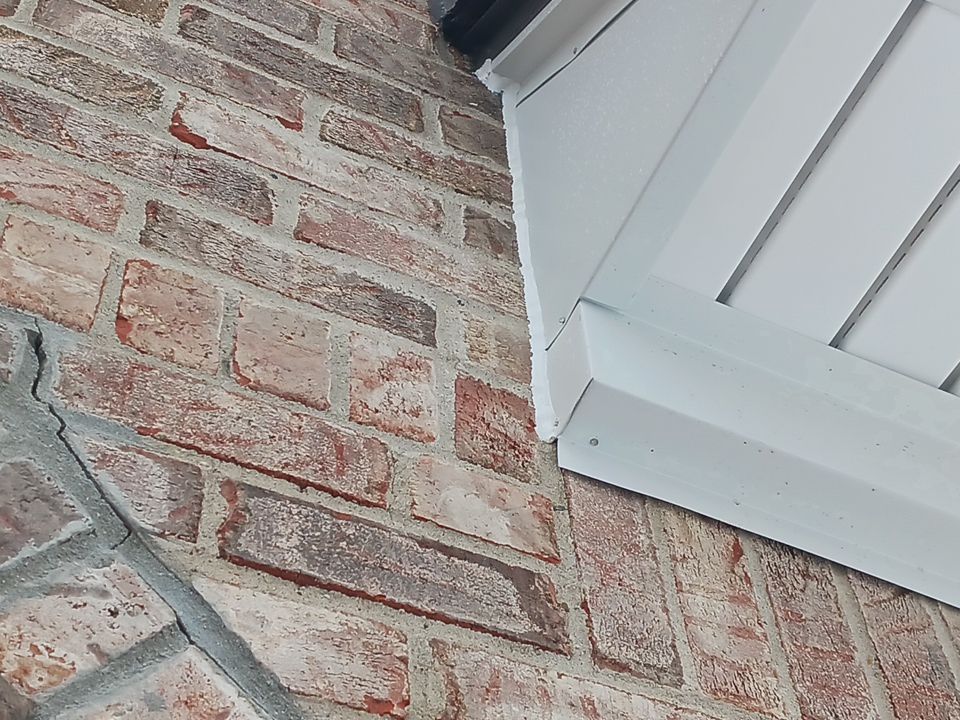 CertainTeed Cedarboards B&B + Alside UltraMax Windows Triple Pane by 180 Contractors