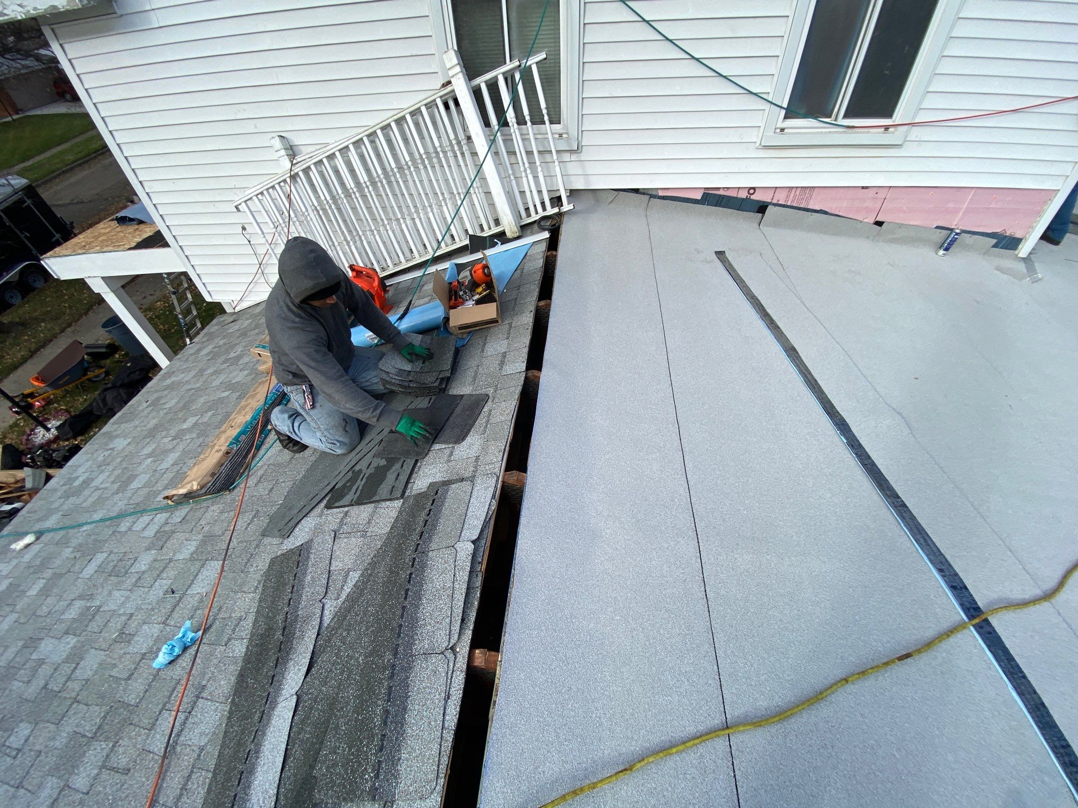 Roof Replacement using CertainTeed Landmark by 180 Contractors