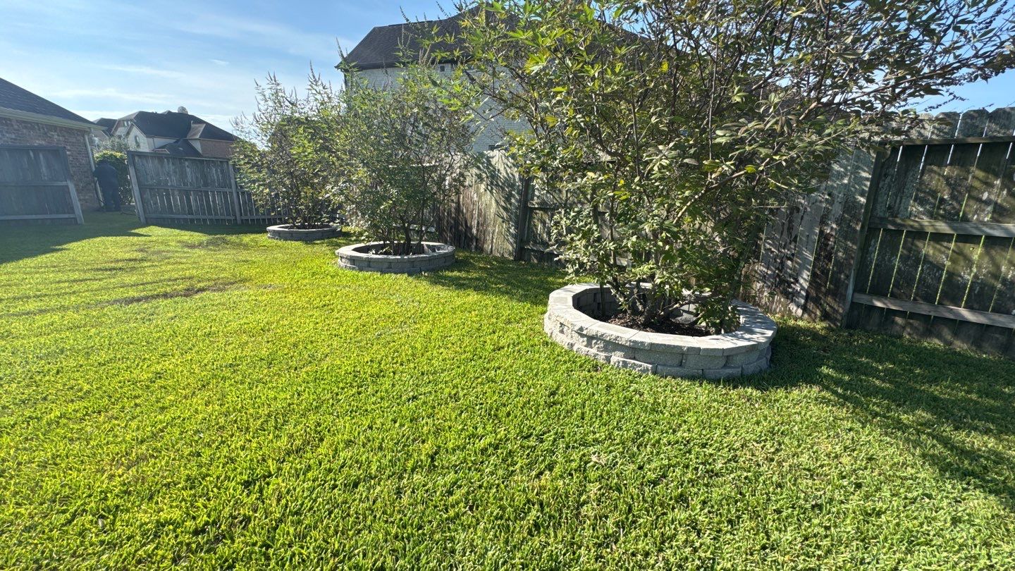 🌿 Mr. Ken’s Front Yard Flower Bed Enhancement by Texas Urban Elements