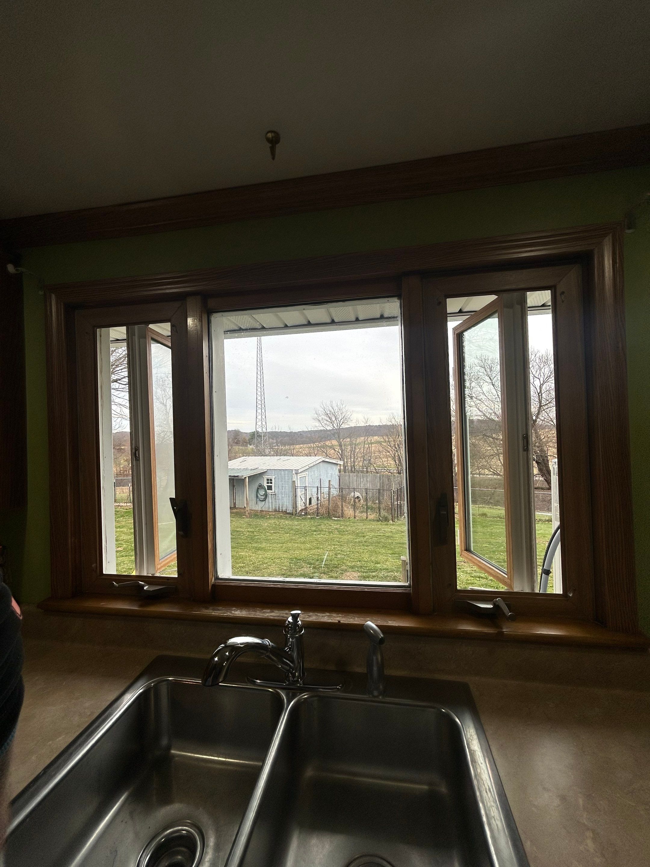 Windows in Sherodsville by Ohio State Windows