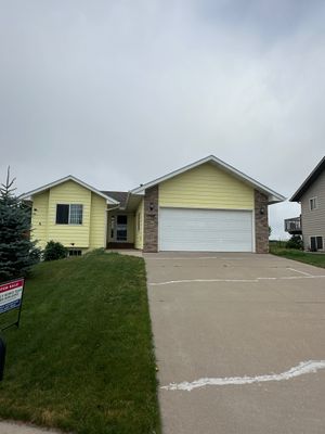 Malarkey Vista Shingle install in high wind neighborhood.