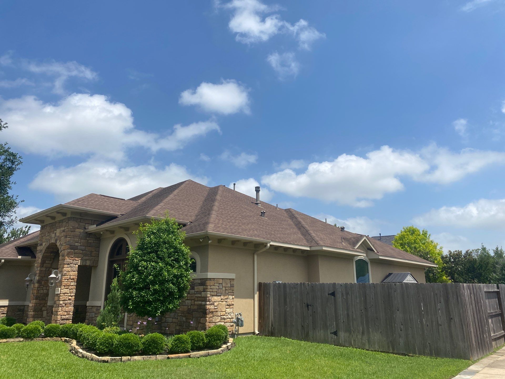 Hail Damage using Owen's Corning Duration (Lifetime) Shingles by Roof Repair Company