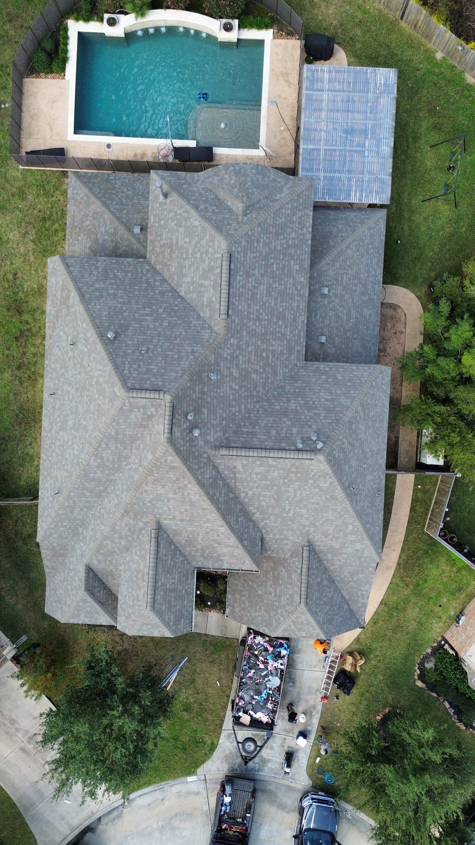 OC Duration Driftwood by HHH Roofing & Construction