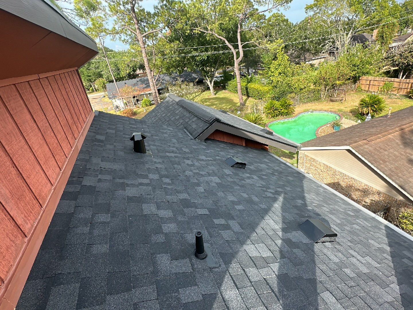 Residential Roofing Installation using Owen's Corning Duration (Lifetime) Shingles by Roof Repair Company