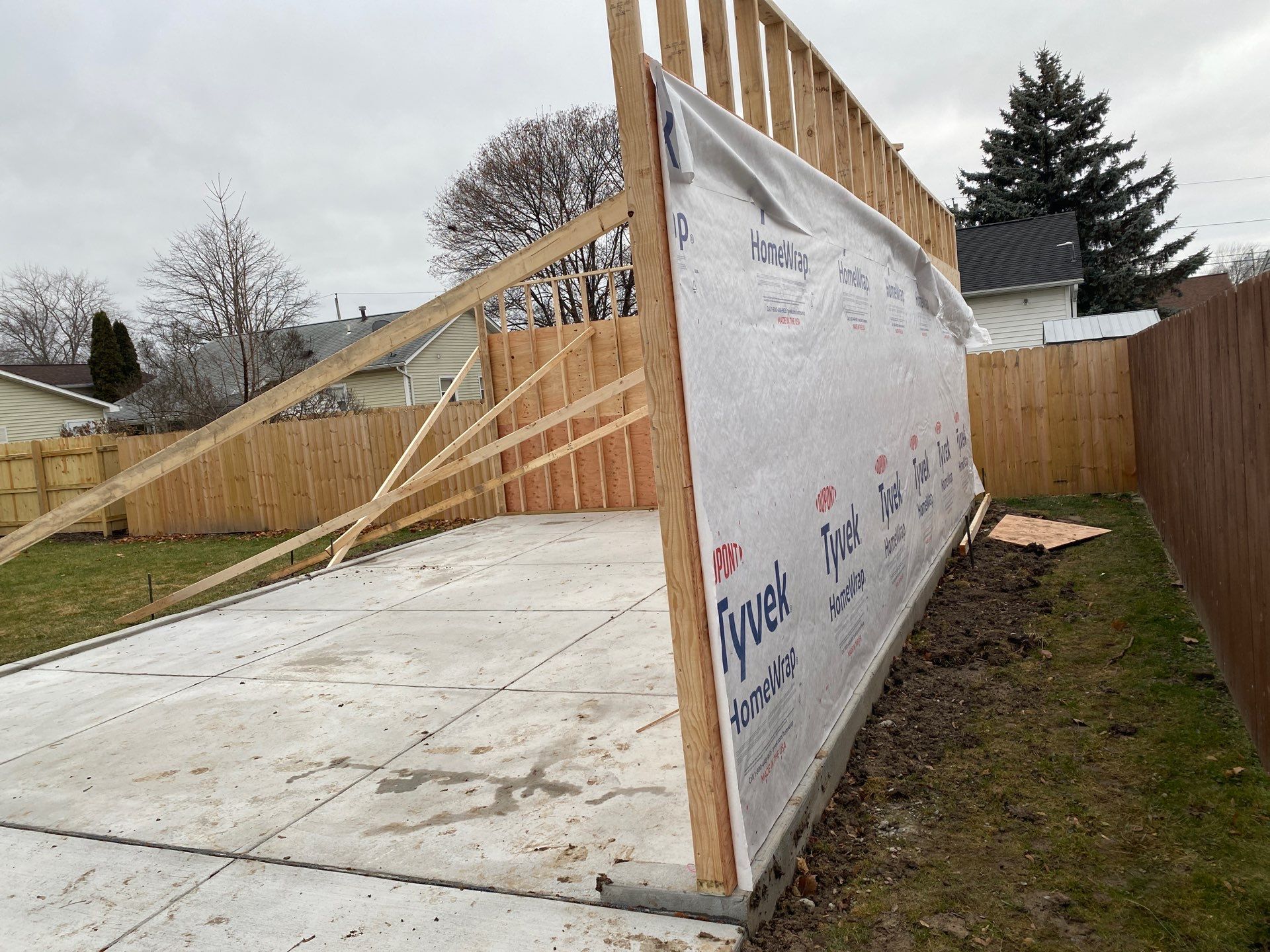 Garage by Ivy Lea Construction