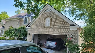 Brand: Atlas Pinnacle Color: Pristine Scotchgarde Black Drip: Black