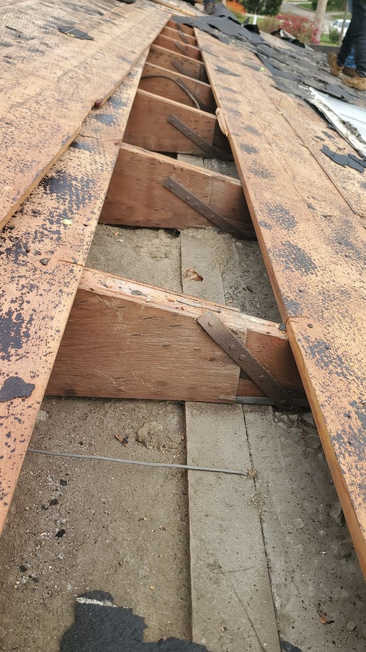 Project in St. Petersburg 33710 by Mitchell Roofing Company LLC