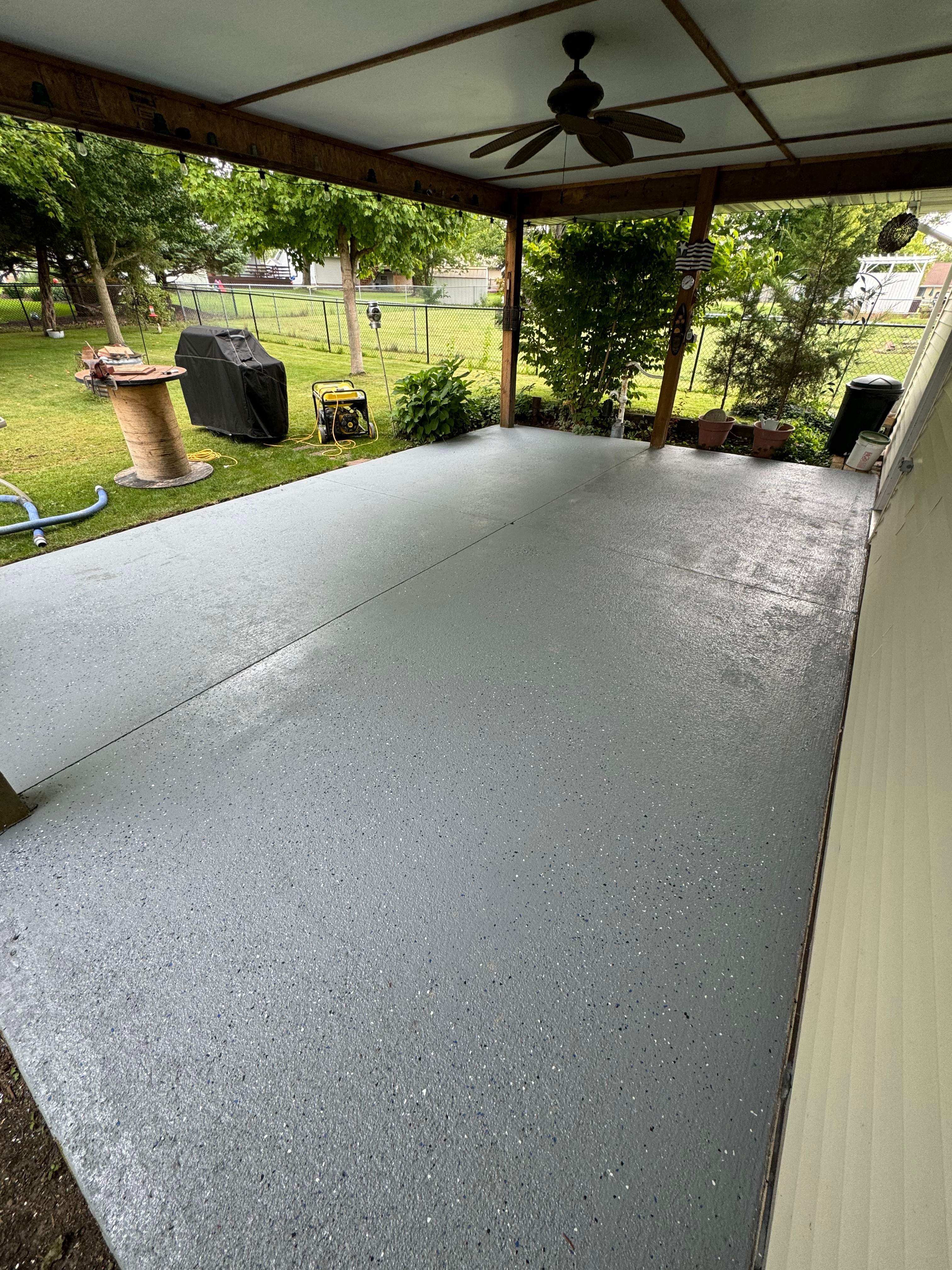Ash Patio Eureka by Loud Bros