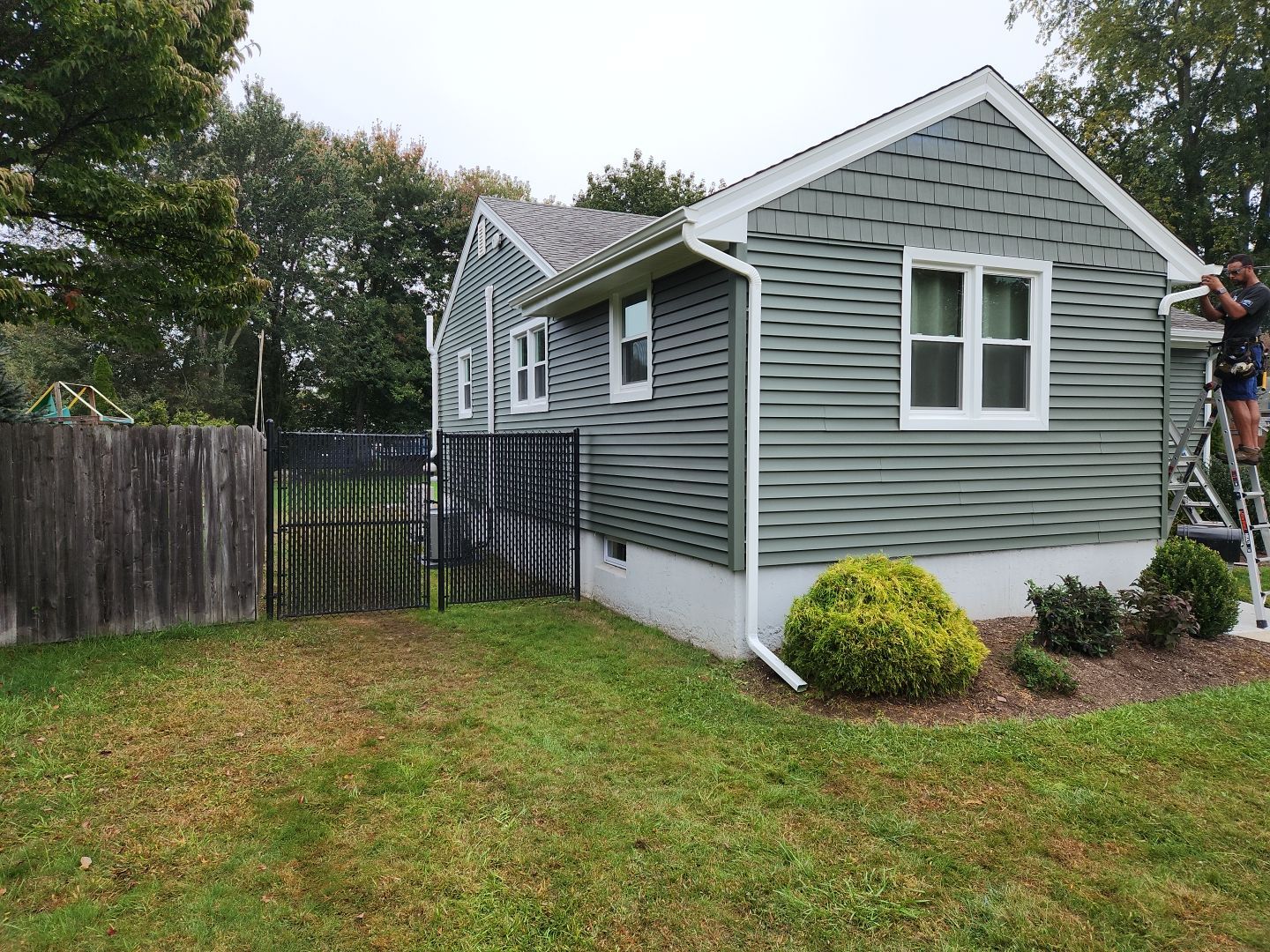 Siding Installation using Certainteed Monogram Forest Green by A Plus Exterior