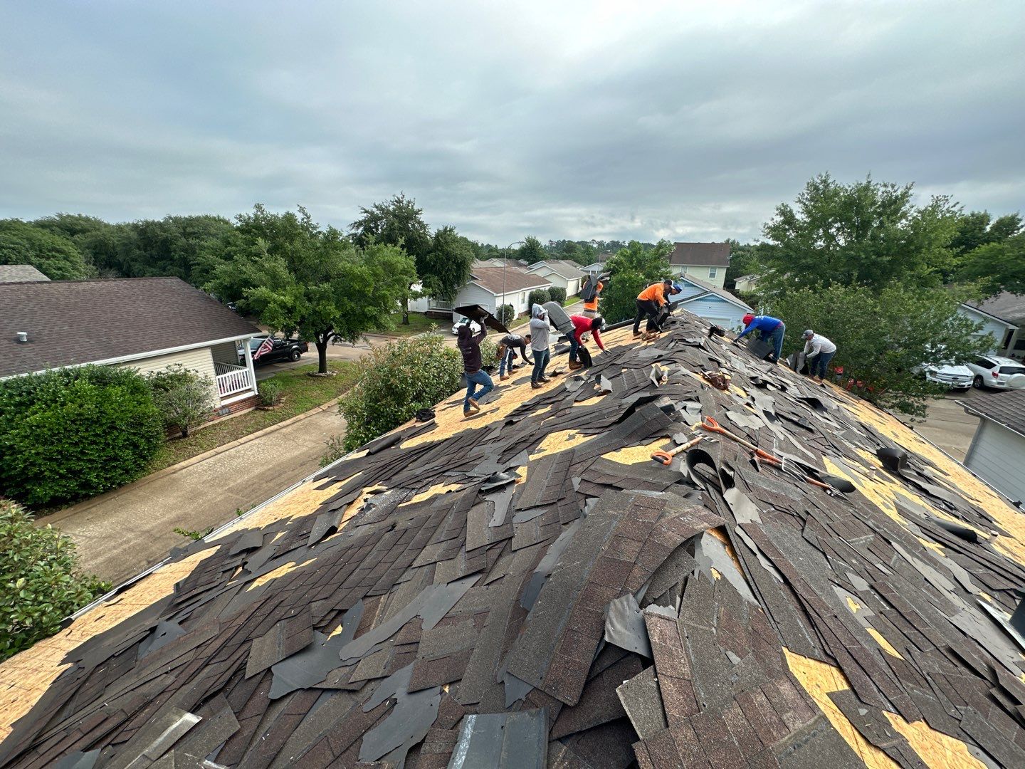 Residential Roofing Installation using Owen's Corning Duration (Lifetime) Shingles by Roof Repair Company