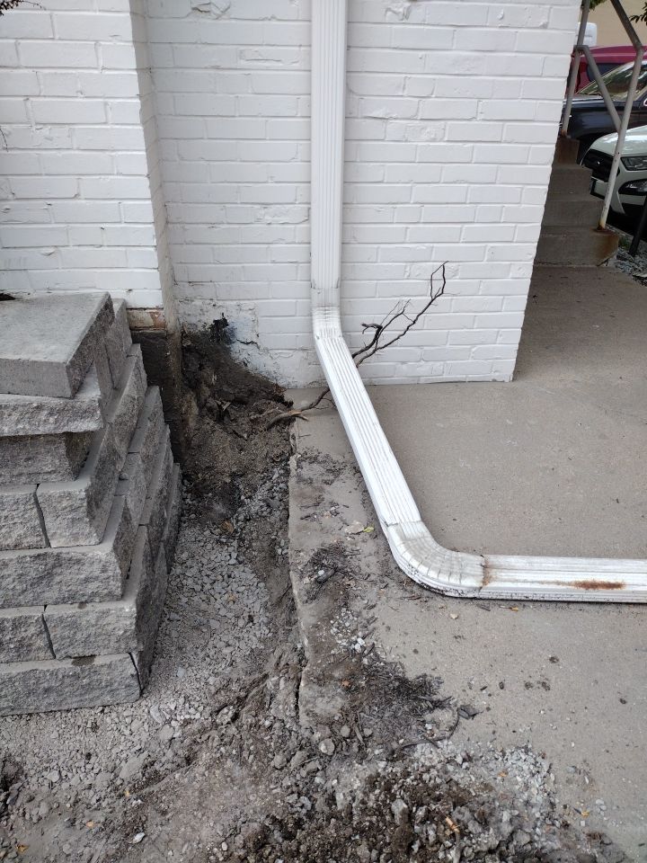 Replacement of existing retaining wall.  by New Horizon Landscapes