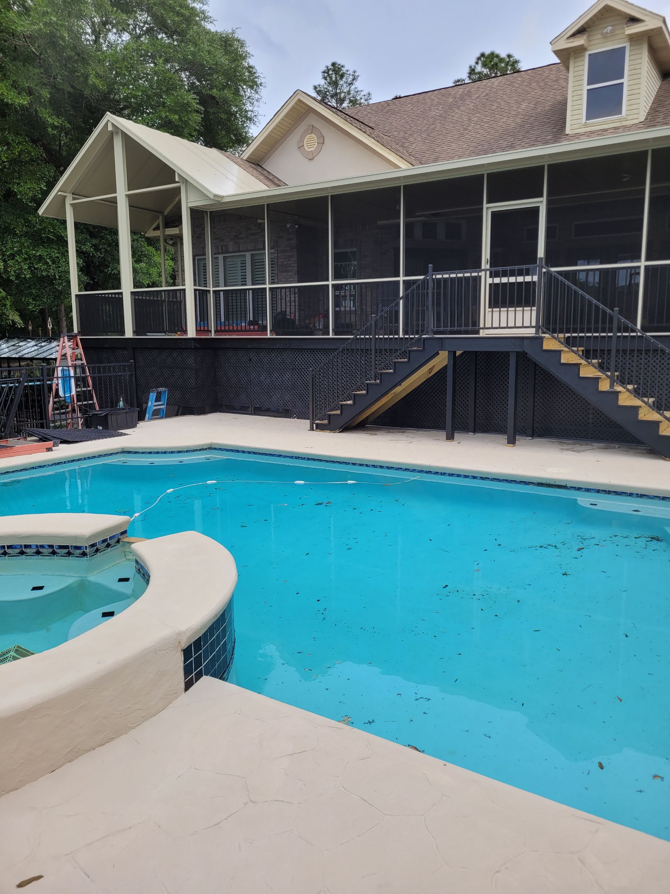 Elevated Screen Room in Crestview by Titan Sunrooms