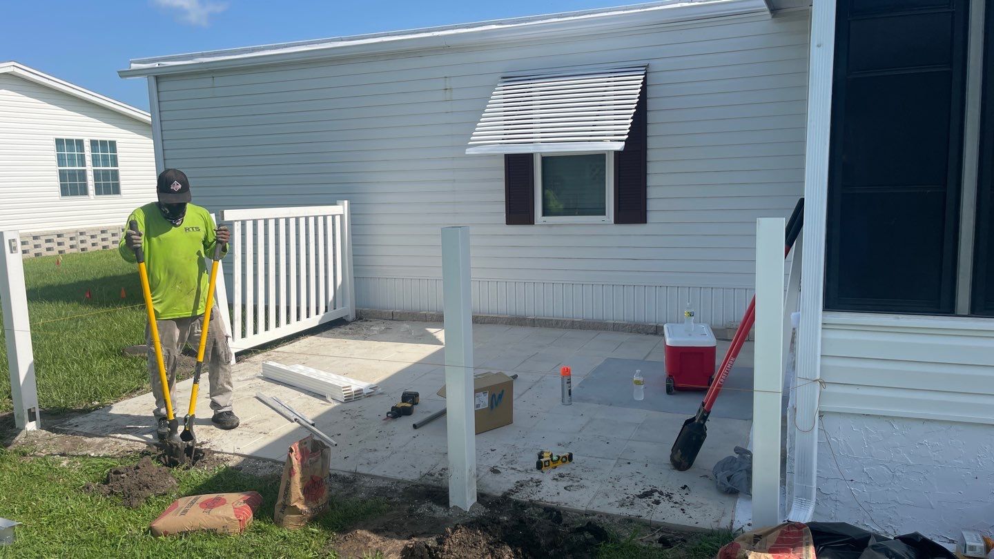 Palmetto, FL 4 ft. Tall White Vinyl Spaced Picket Fence by Asap fence and gates, LLC