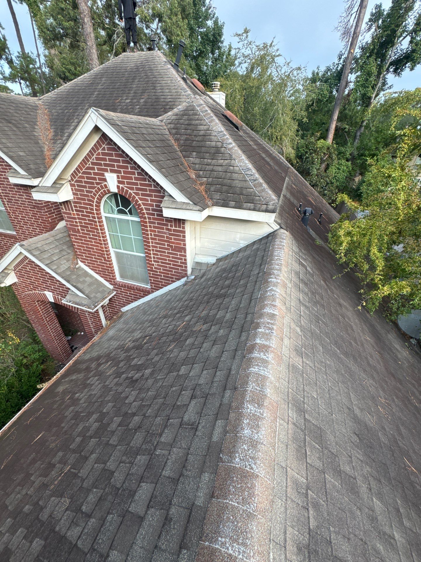 Roof Replacement in The Woodlands TX by Roof Repair Company