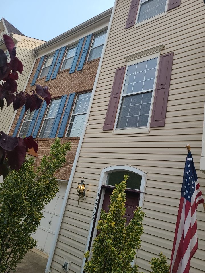 Sterling: CertainTeed Landmark Designer Shingles in Pewter by RM Banning, Inc.