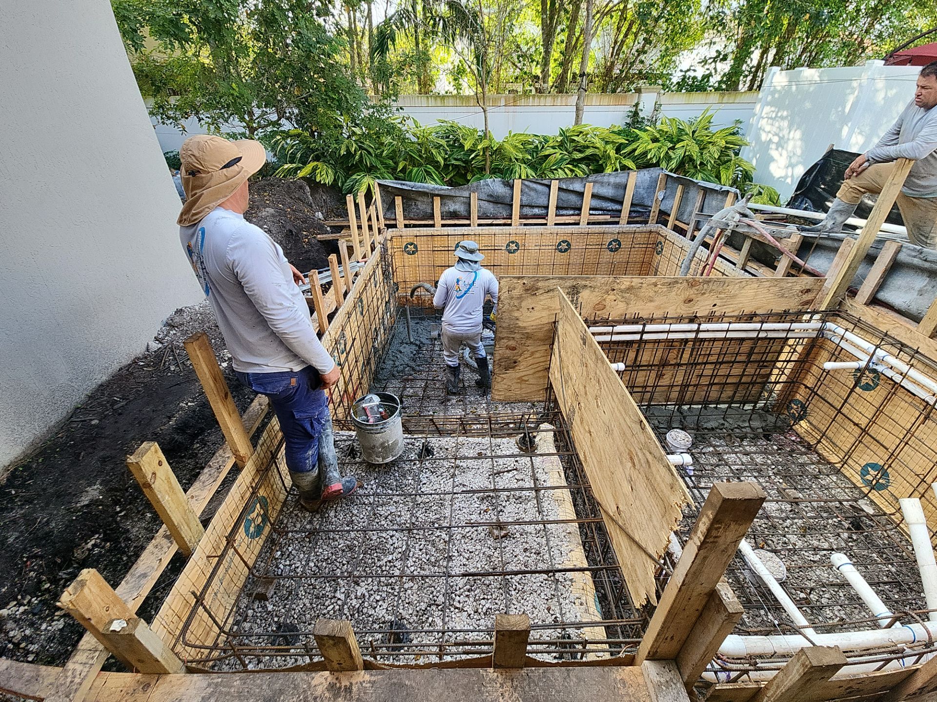 Project in Miramar by ROSMEL POOLS INC