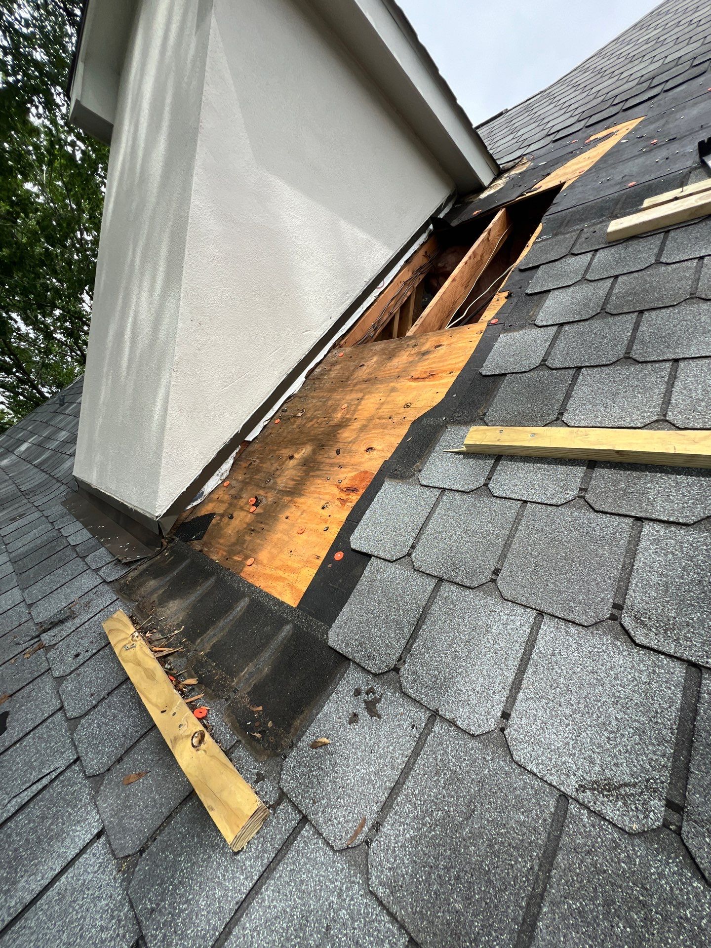 Residential Roofing Repair using Owen's Corning Duration (Lifetime) Shingles by Roof Repair Company
