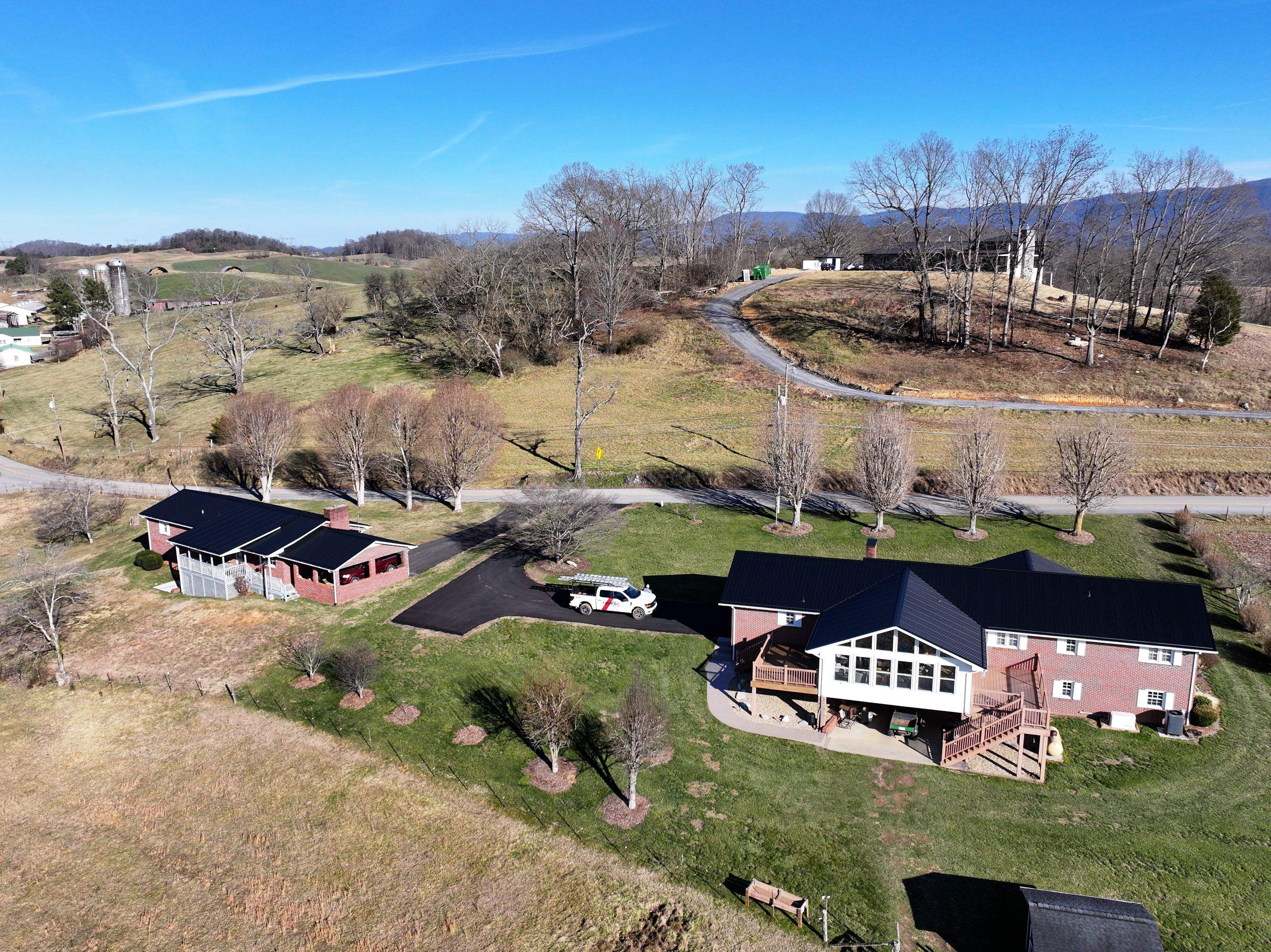Morrell Residence by Omnia Roofing