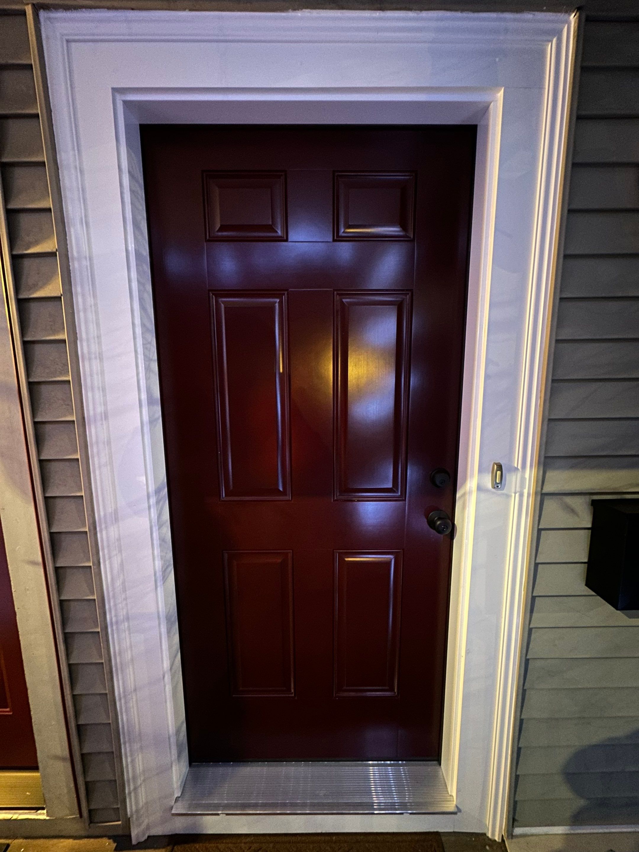 Vinyl siding and Entry Doors inn  Watertown, MA by UBrothers Construction