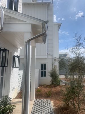 Half-Round Gutters for Santa Rosa Beach Homes