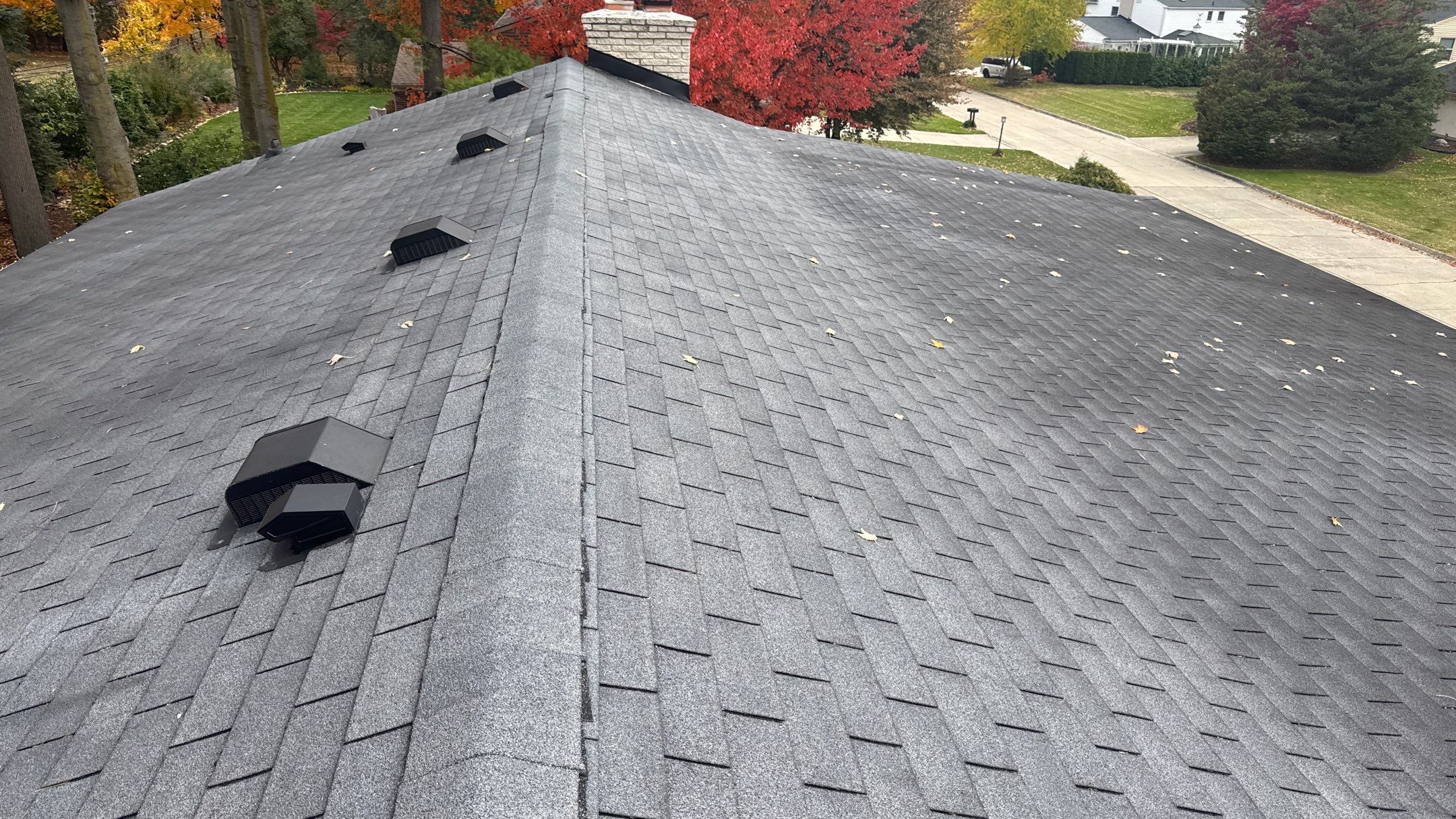 Roof Replacement using Owens Corning Onyx Black by 180 Contractors