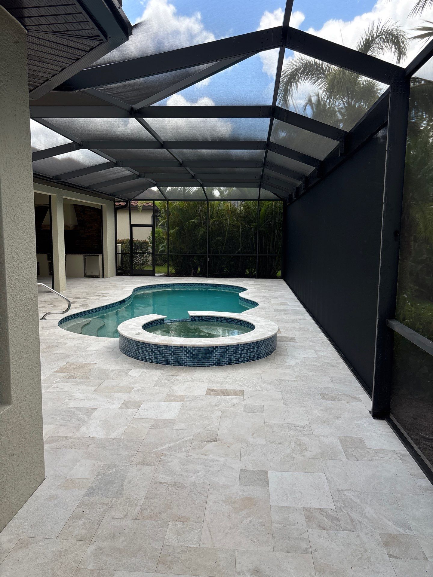 Textured Marble Pool Deck - Bonita National Golf & Country Club by Old Town Pavers Llc