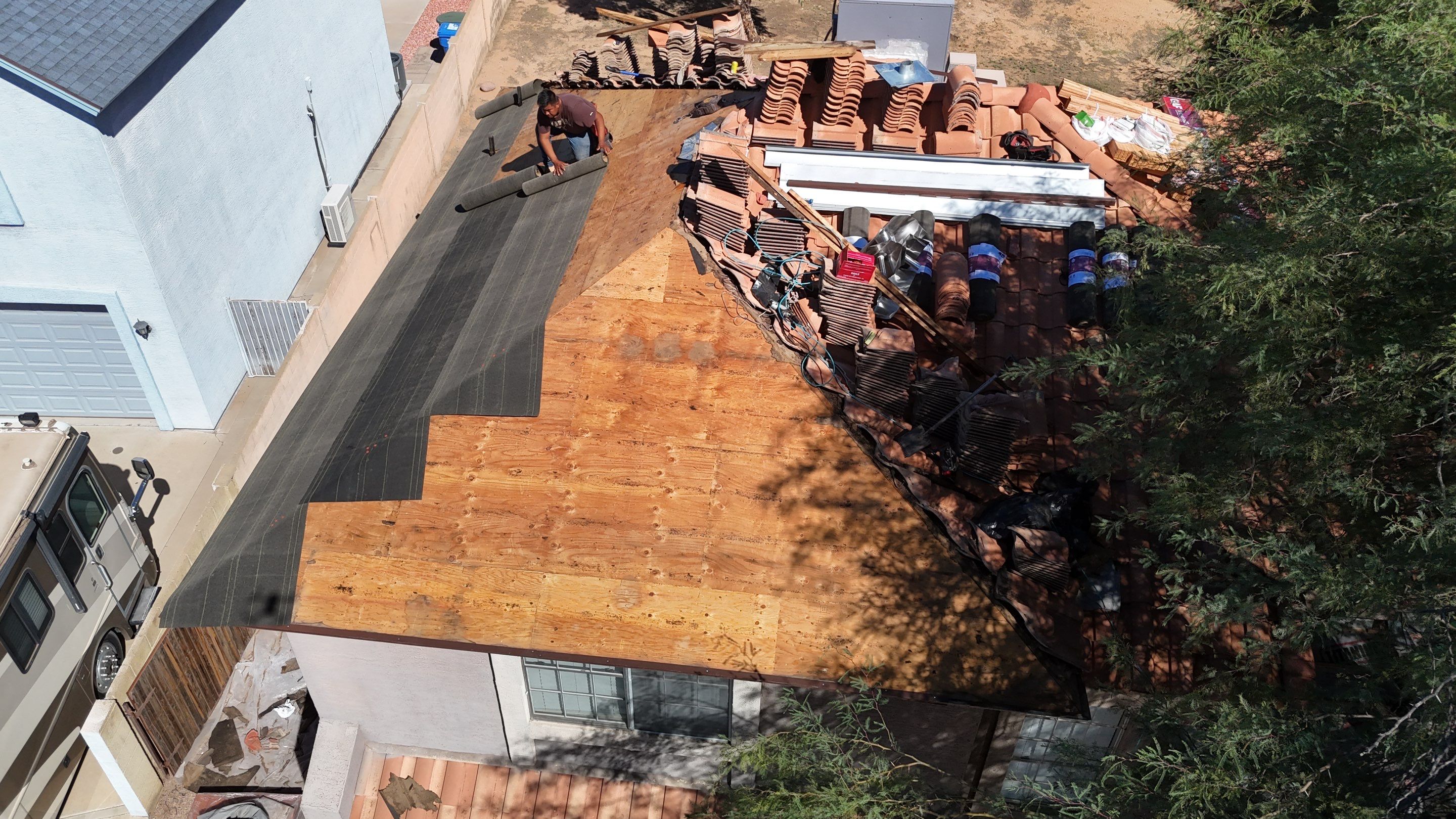 Tile R&R - Malarkey UDL Right Start by Saint Roofing