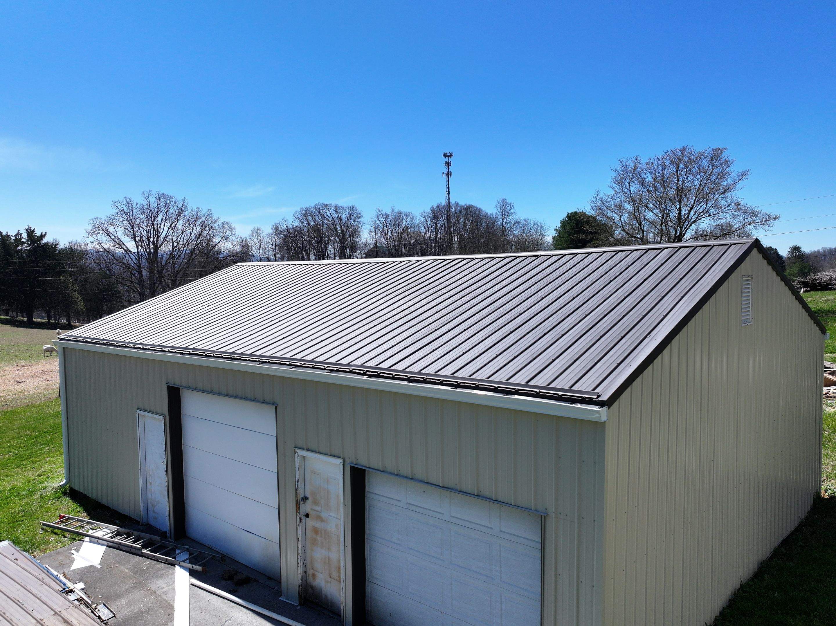 Gentry Apartment Bldg by Omnia Roofing