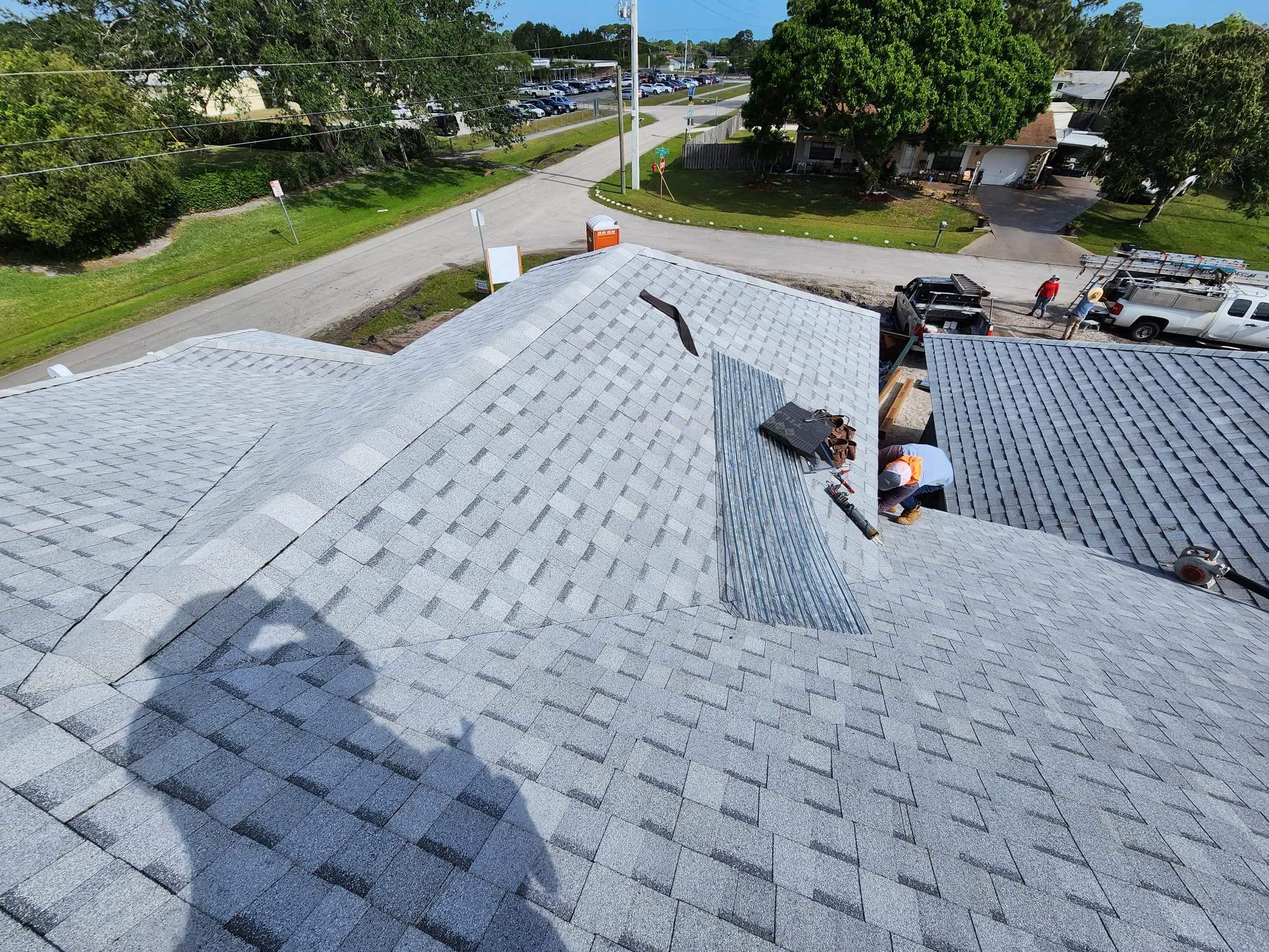 Tamko Heritage Glacier White by Total Roofing System The Metal Roof Experts