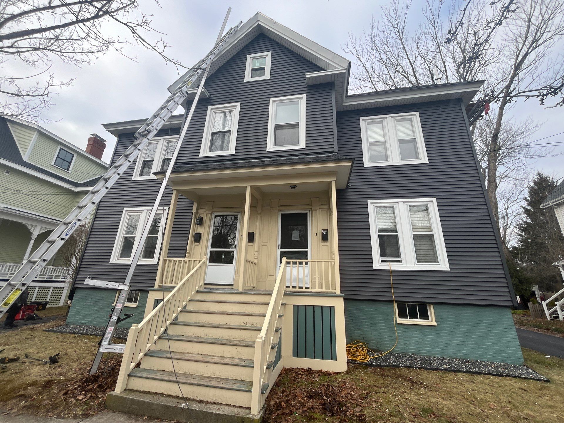 Portsmouth, New Hampshire - Siding Installation by Tall pine roofing