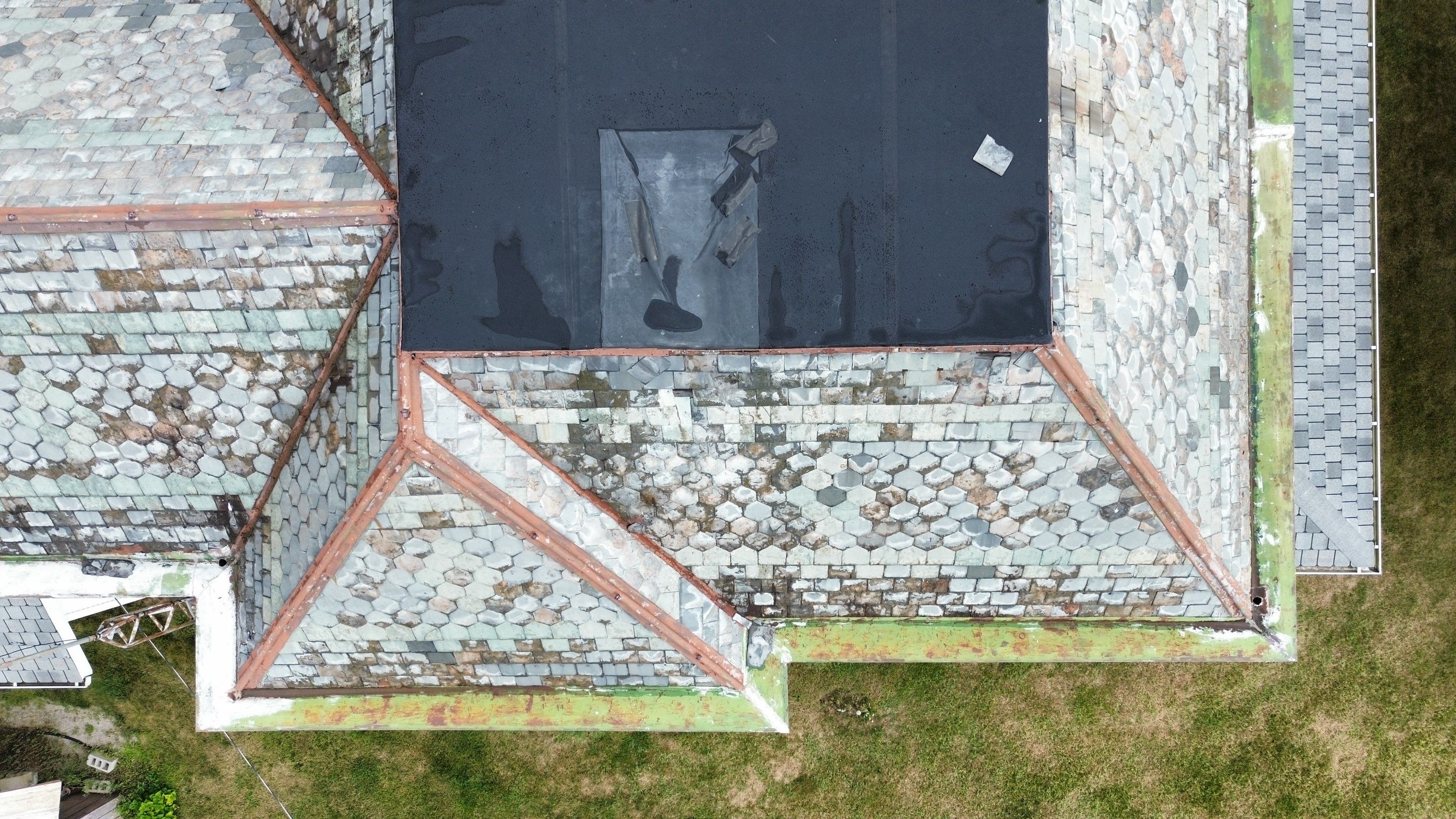 Residential Roofing Installation using Timberline HDZ Shingles - Nantucket Morning by RoofX 
