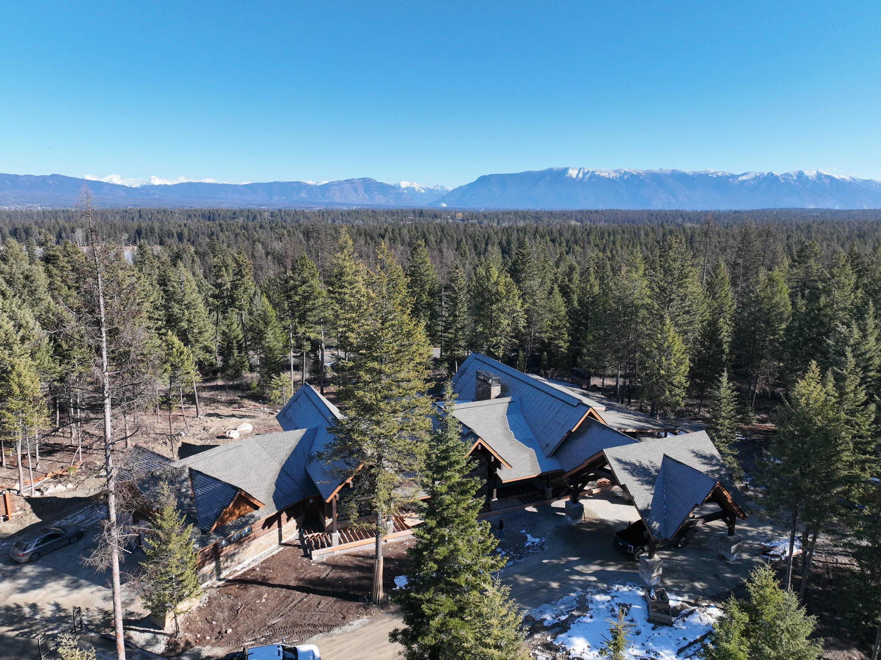 UHDZ Whitefish Hills - Weathered Wood by Montana Roofing Solutions