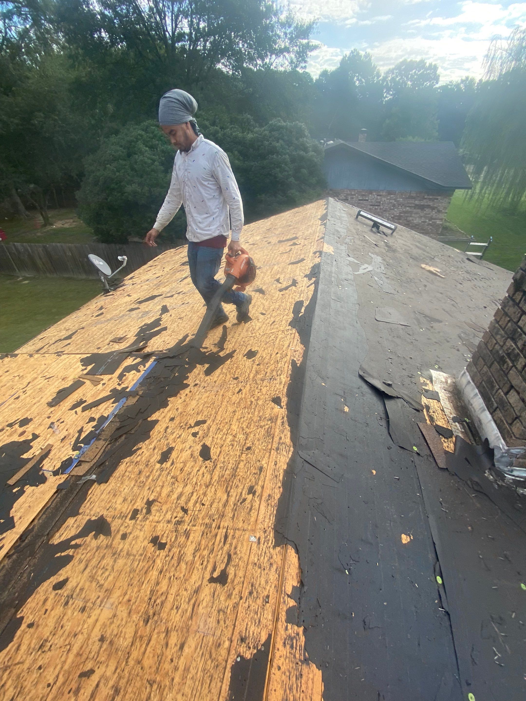 Residential Roofing Repair using CertainTeed XT25 by Hostetler Roofing