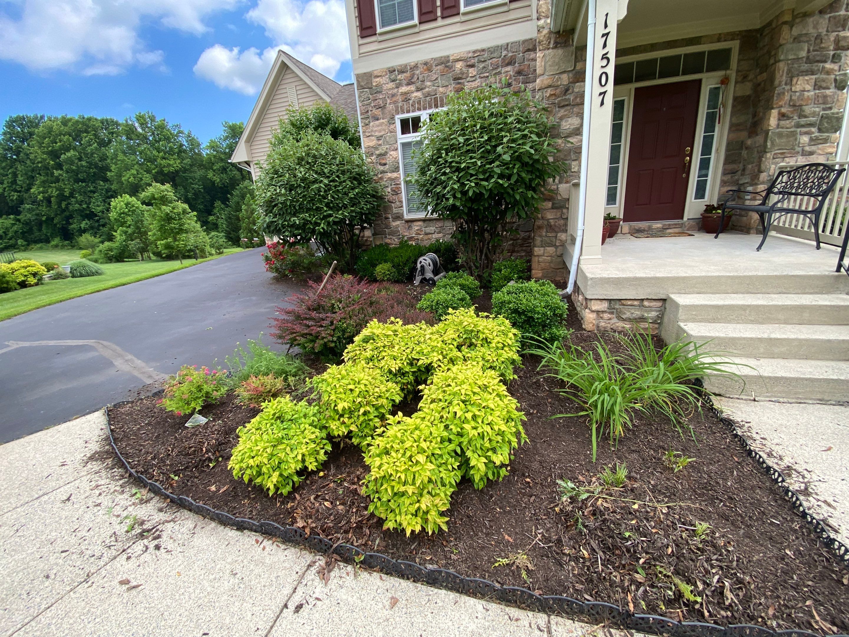 Landscape Cleanup & Mulch  by The Smet Companies, LLC