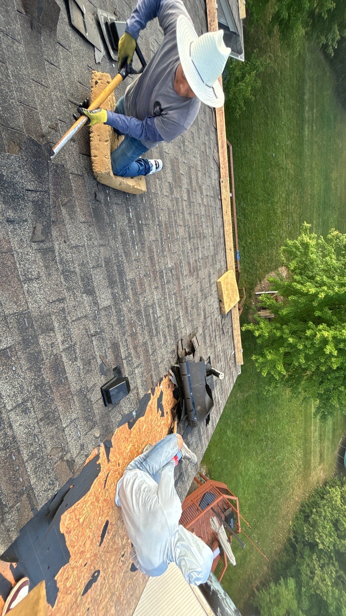 Roof Replacement using CertainTeed Landmark Pro by 180 Contractors